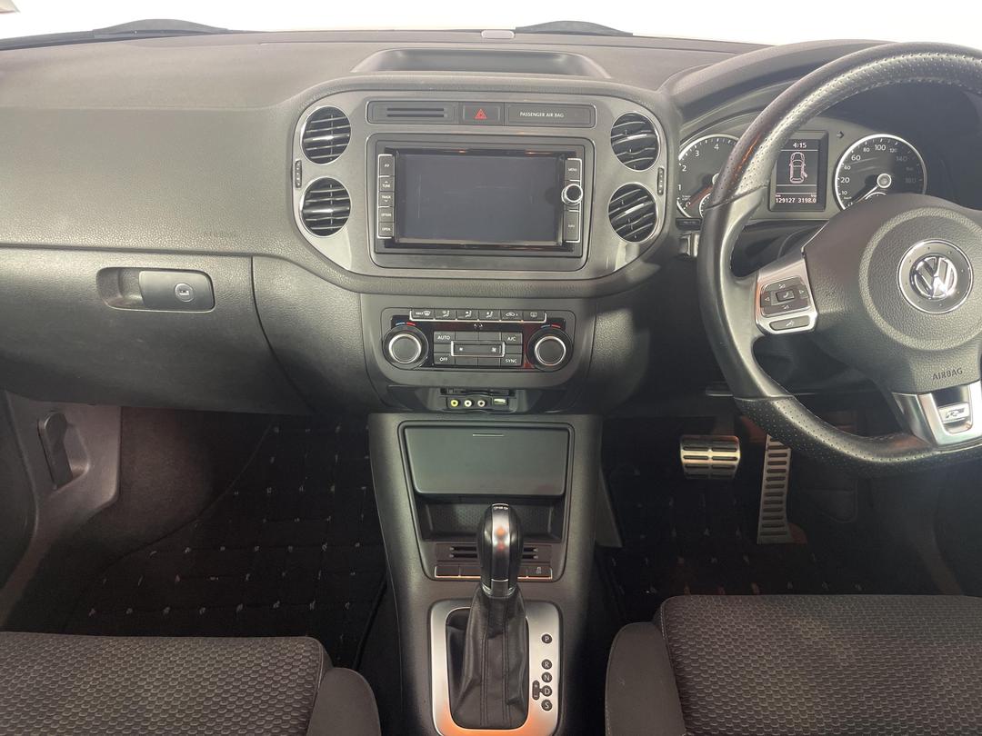 Photo '18' of Volkswagen Tiguan