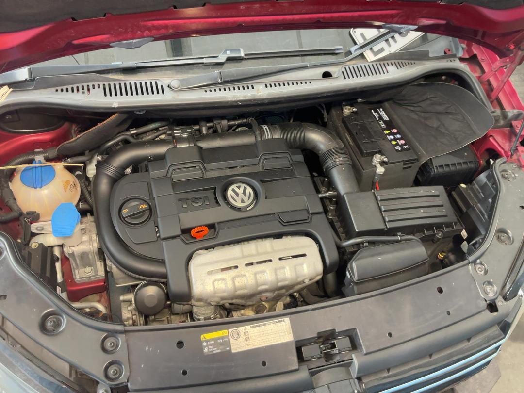 Photo '12' of Volkswagen Touran
