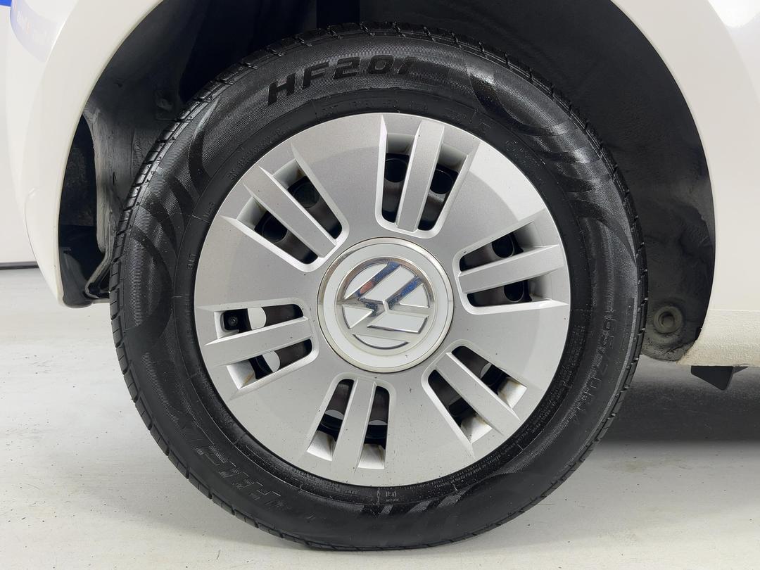 Photo '12' of Volkswagen UP