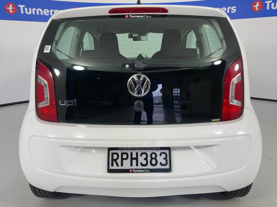 Photo '6' of Volkswagen UP