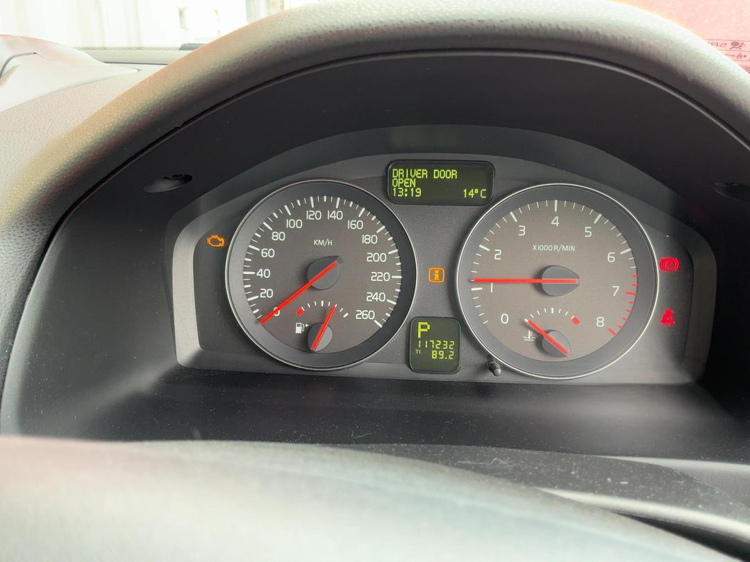 Photo '14' of Volvo C30