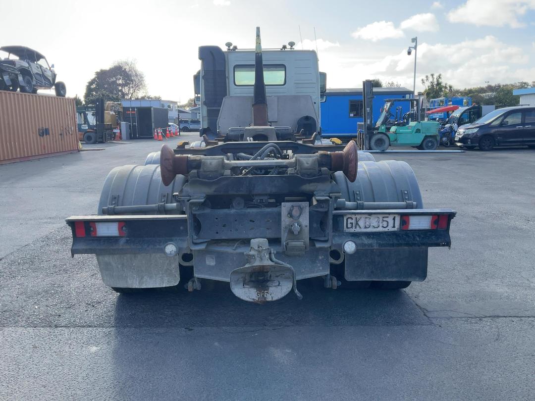 Photo '5' of Volvo FM 500 Hook Bin