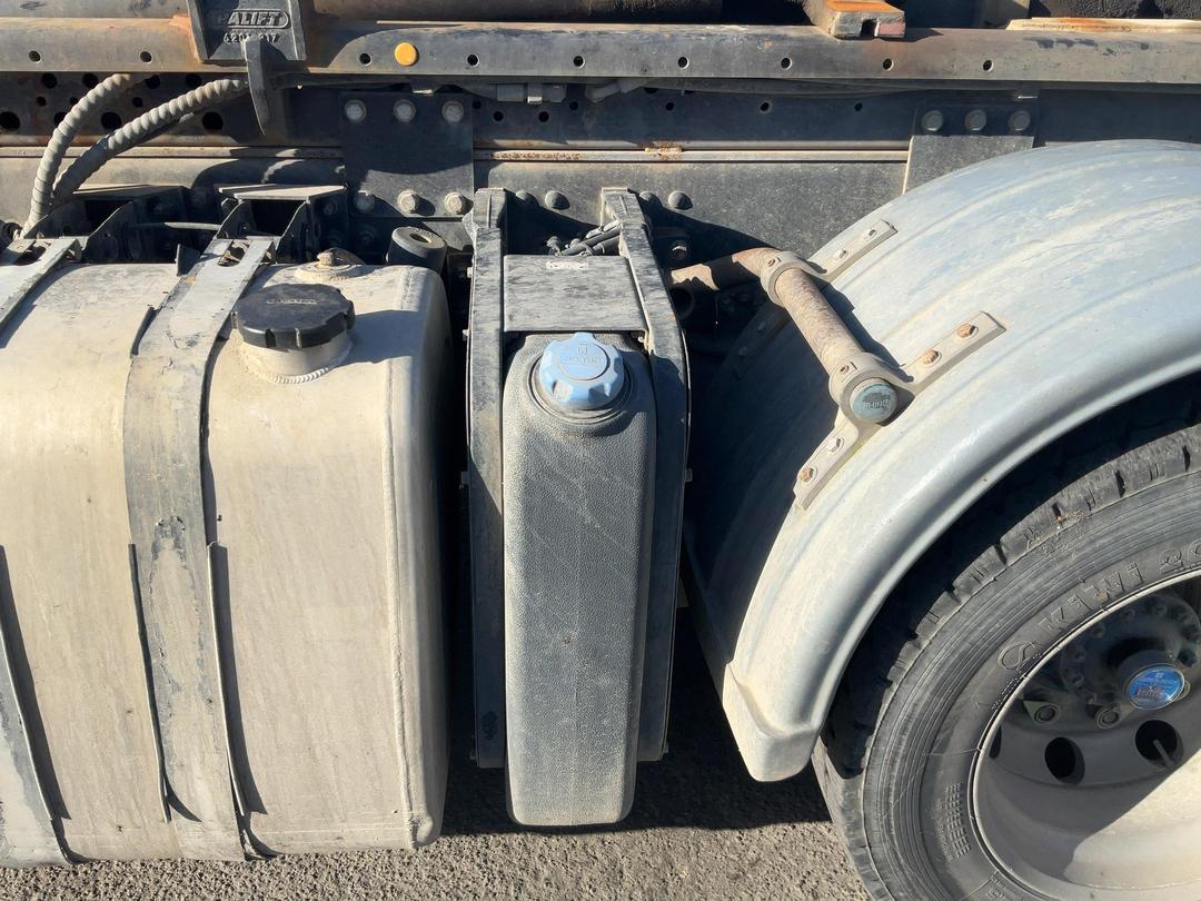 Photo '25' of Volvo FM 500 Hook Bin