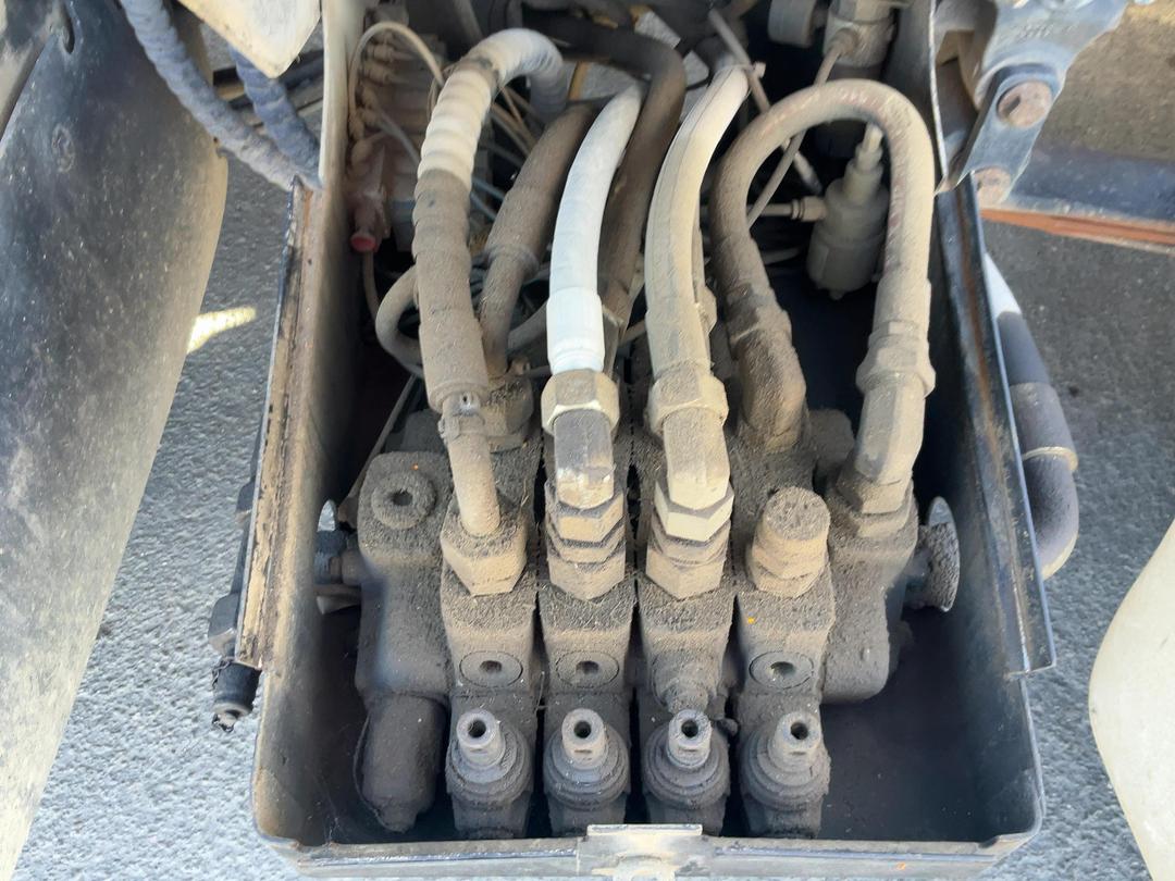 Photo '35' of Volvo FM 500 Hook Bin