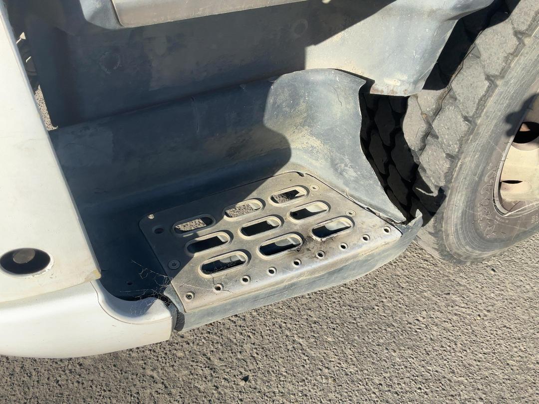 Photo '37' of Volvo FM 500 Hook Bin