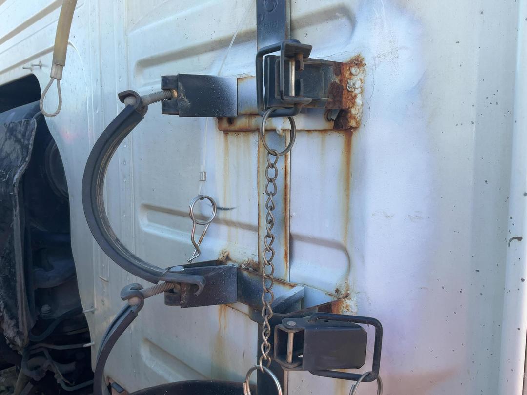 Photo '40' of Volvo FM 500 Hook Bin