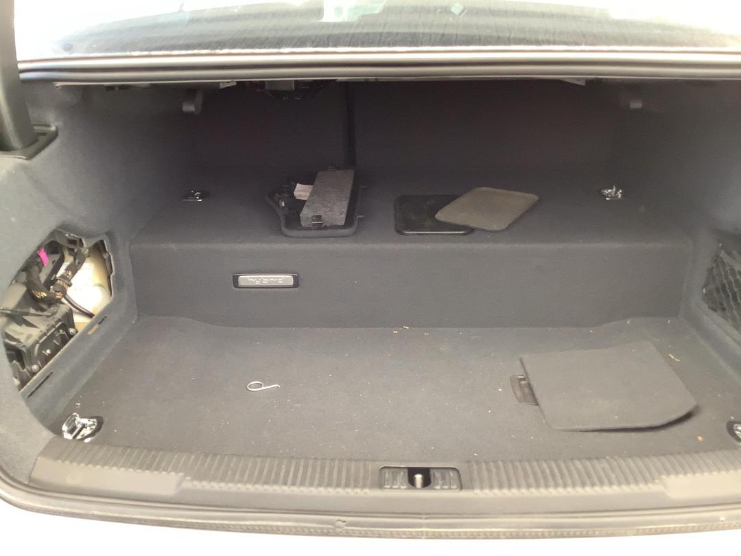 Photo '10' of Audi A6 Hybrid