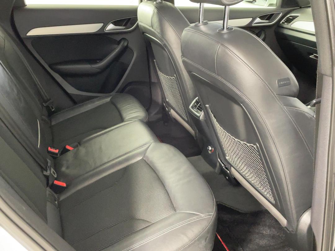 Photo '20' of Audi Q3