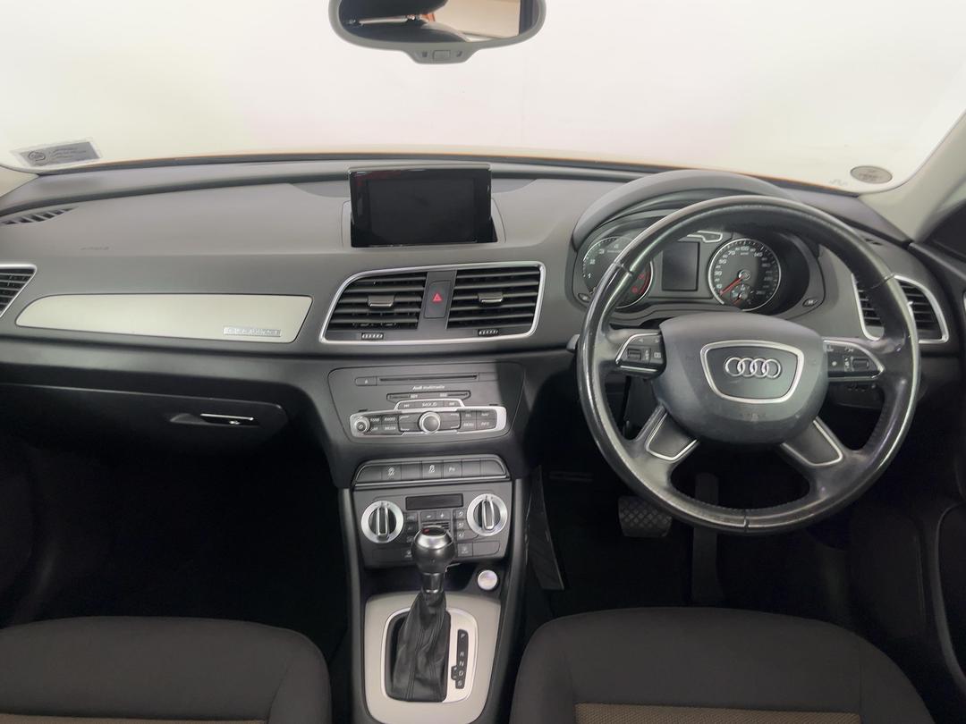 Photo '17' of Audi Q3