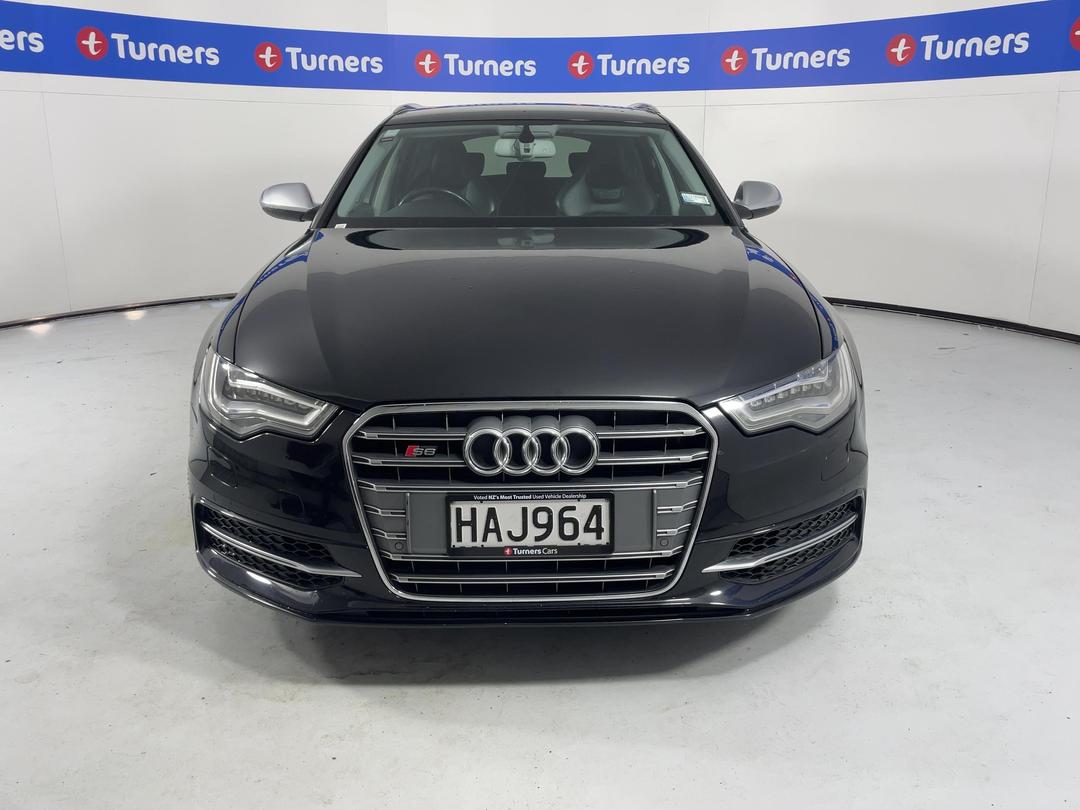 Photo '2' of Audi S6