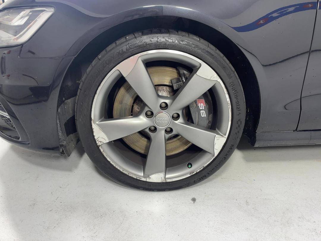 Photo '10' of Audi S6