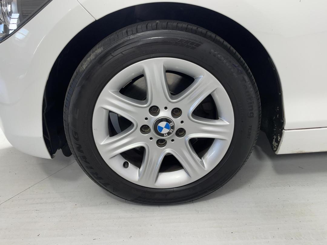 Photo '10' of BMW 1 Series