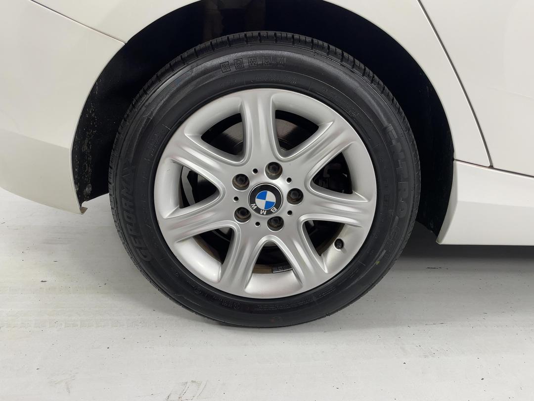 Photo '12' of BMW 1 Series