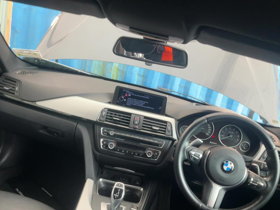Photo '22' of BMW 3 Series 328I Photo '22' of BMW 3 Series 328I