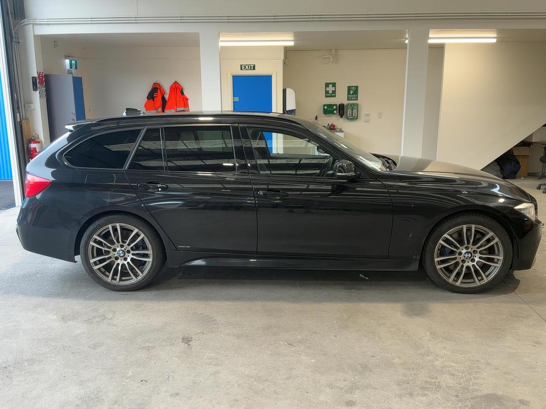 Photo '8' of BMW 3 Series 330D Xdrive TOU