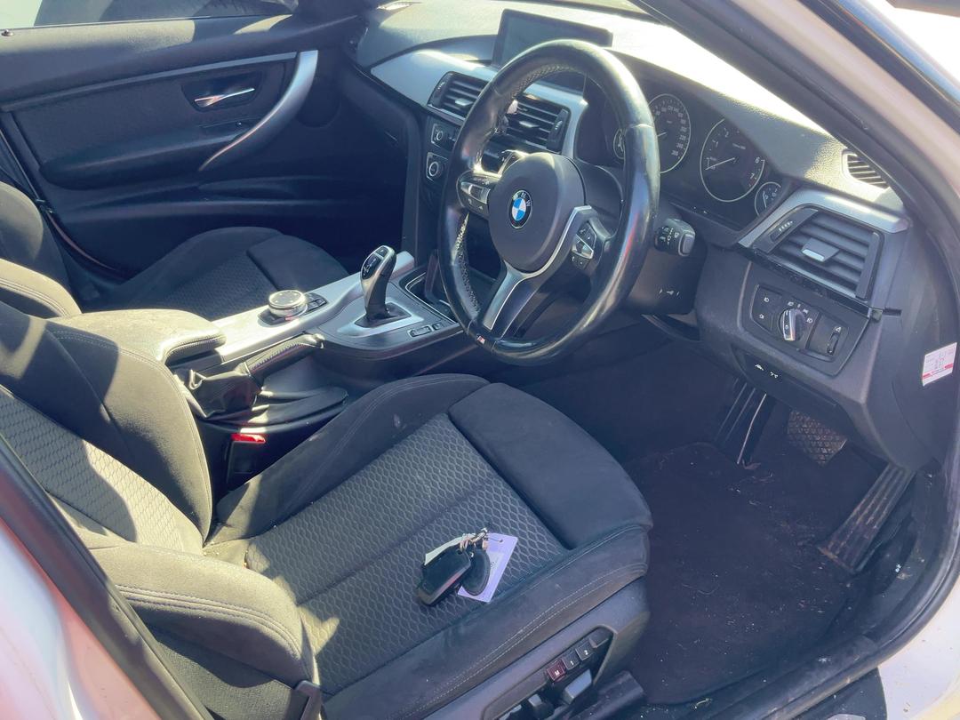 Photo '11' of BMW 3 Series 320I Photo '11' of BMW 3 Series 320I