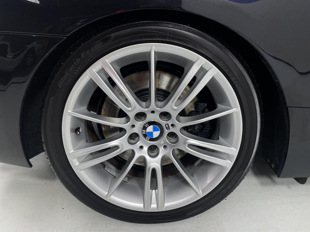 Photo '12' of BMW 335I