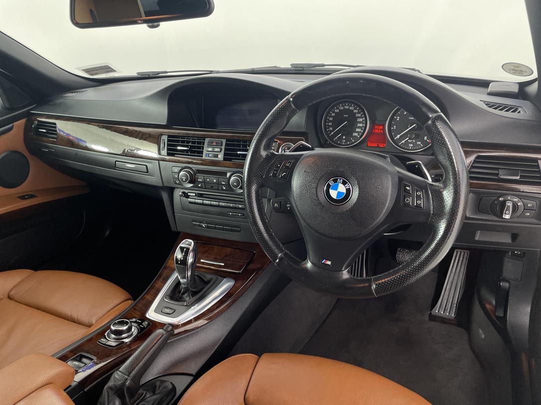 Photo '17' of BMW 335I