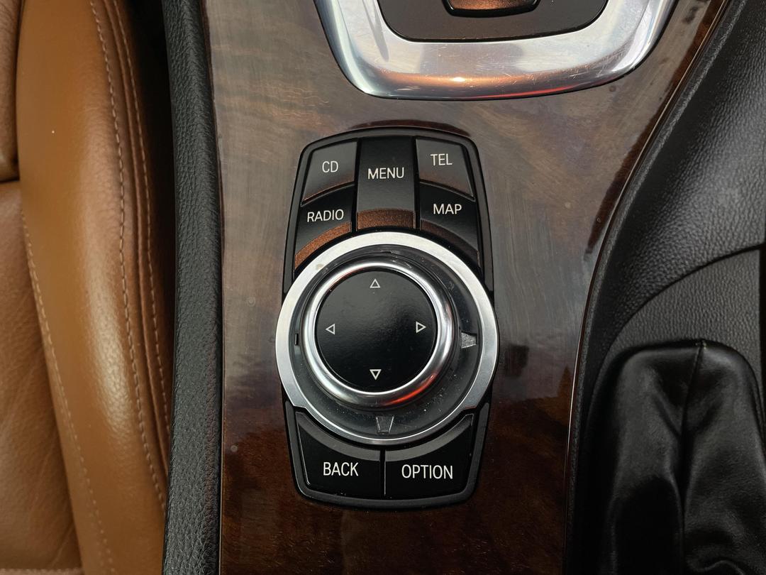 Photo '26' of BMW 335I