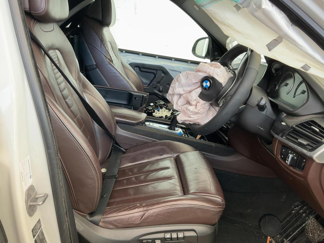 Photo '16' of BMW X5 Xdrive30D SAV Photo '16' of BMW X5 Xdrive30D SAV