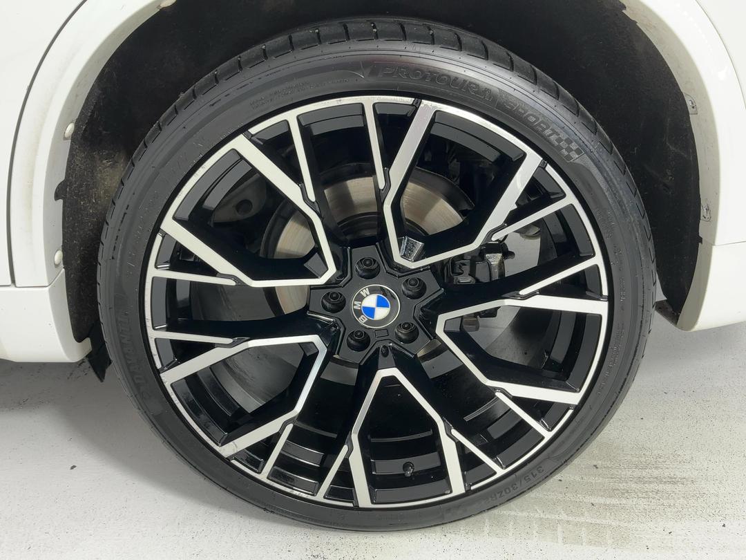 Photo '11' of BMW X5