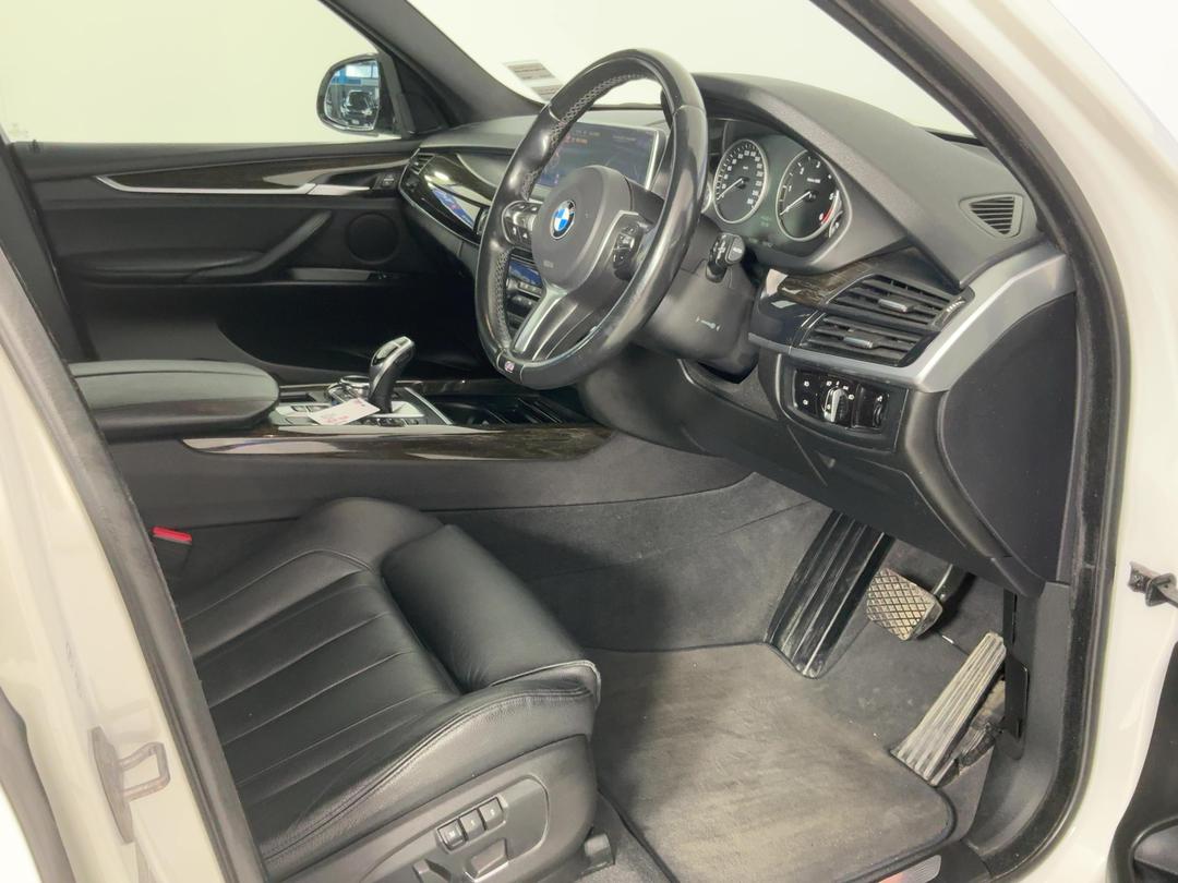 Photo '16' of BMW X5