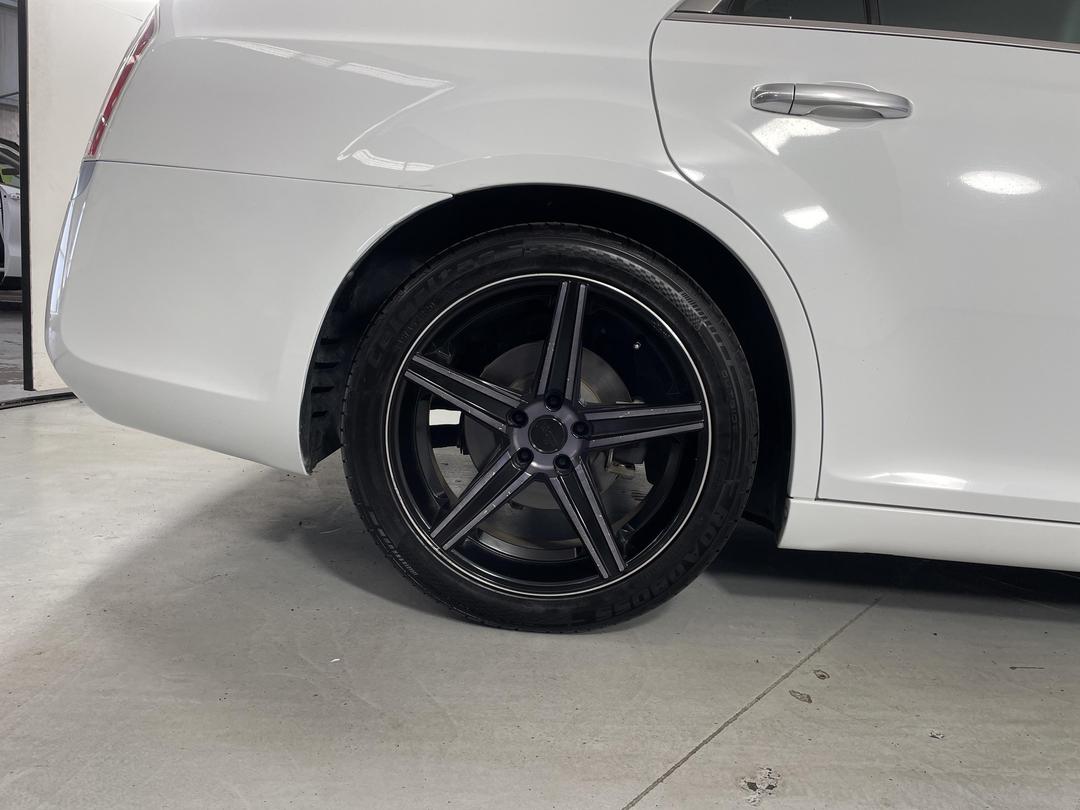 Photo '12' of Chrysler 300C