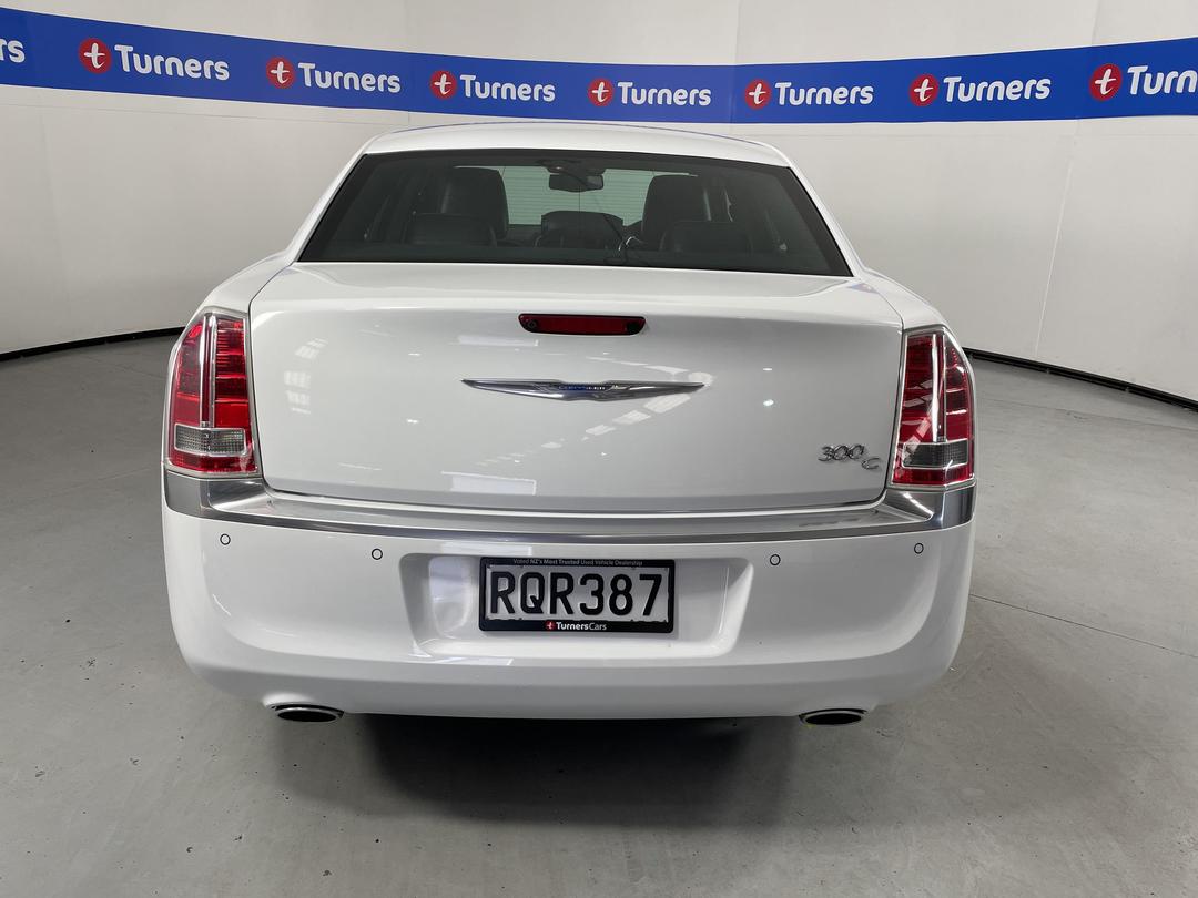 Photo '6' of Chrysler 300C