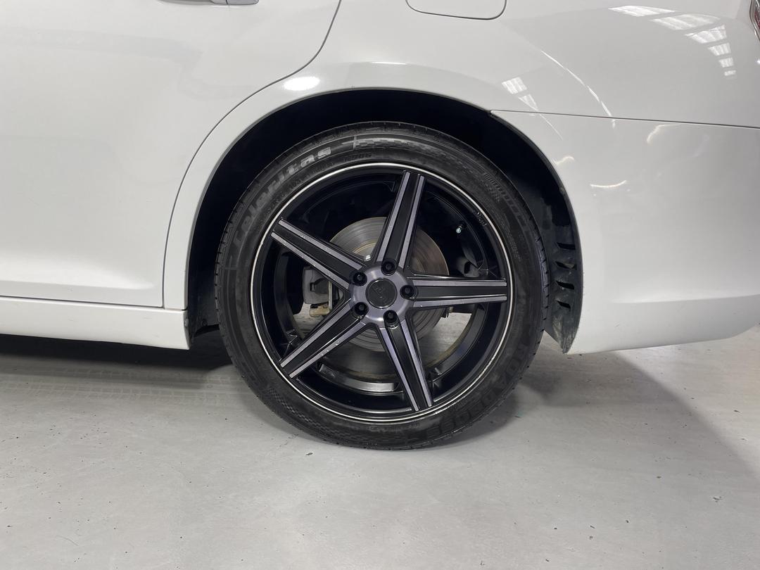 Photo '11' of Chrysler 300C