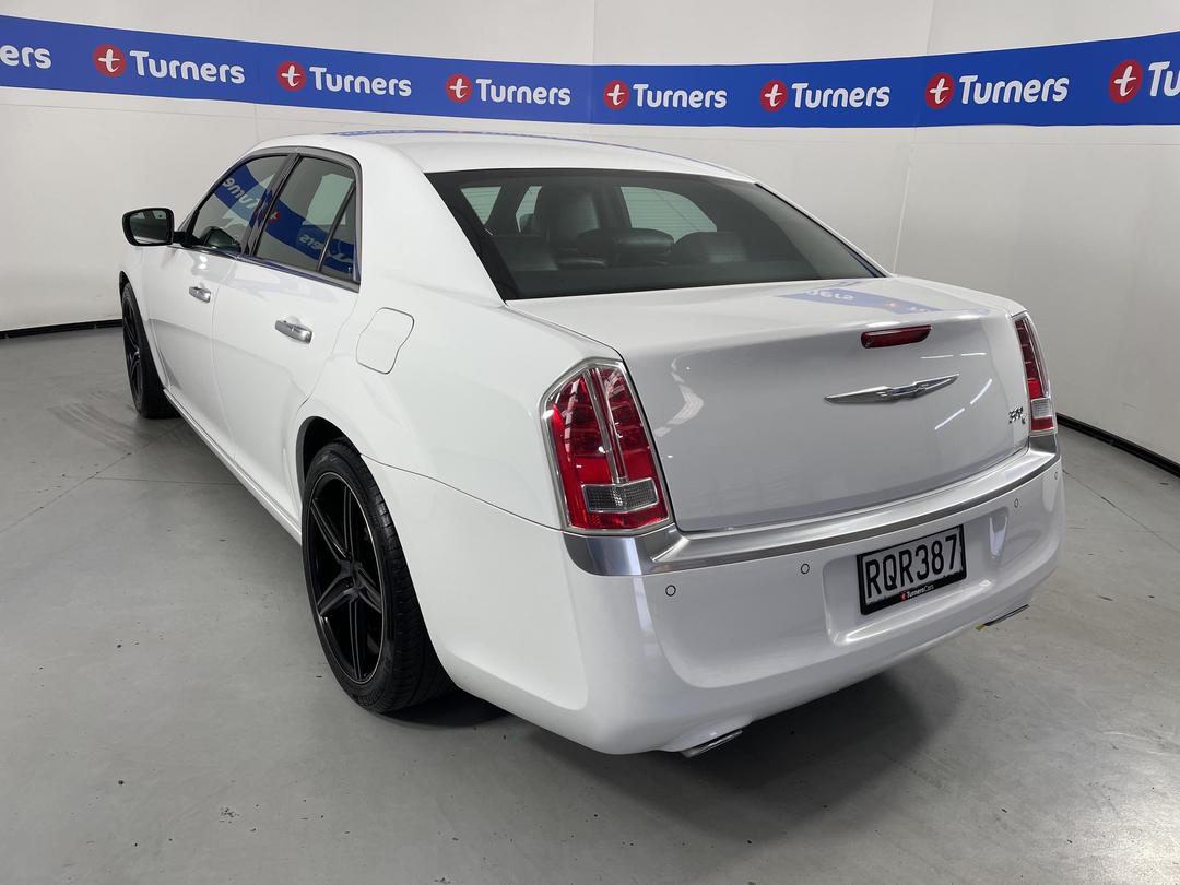 Photo '5' of Chrysler 300C