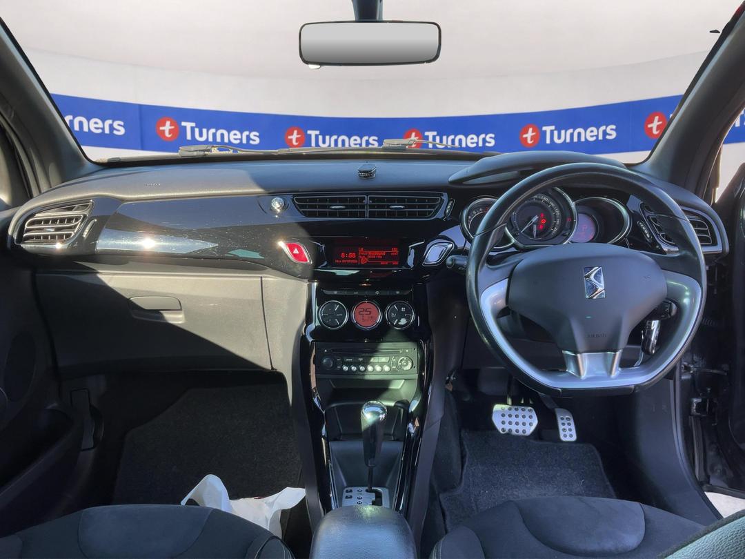 Photo '15' of Citroen DS3 Dstyle Photo '15' of Citroen DS3 Dstyle