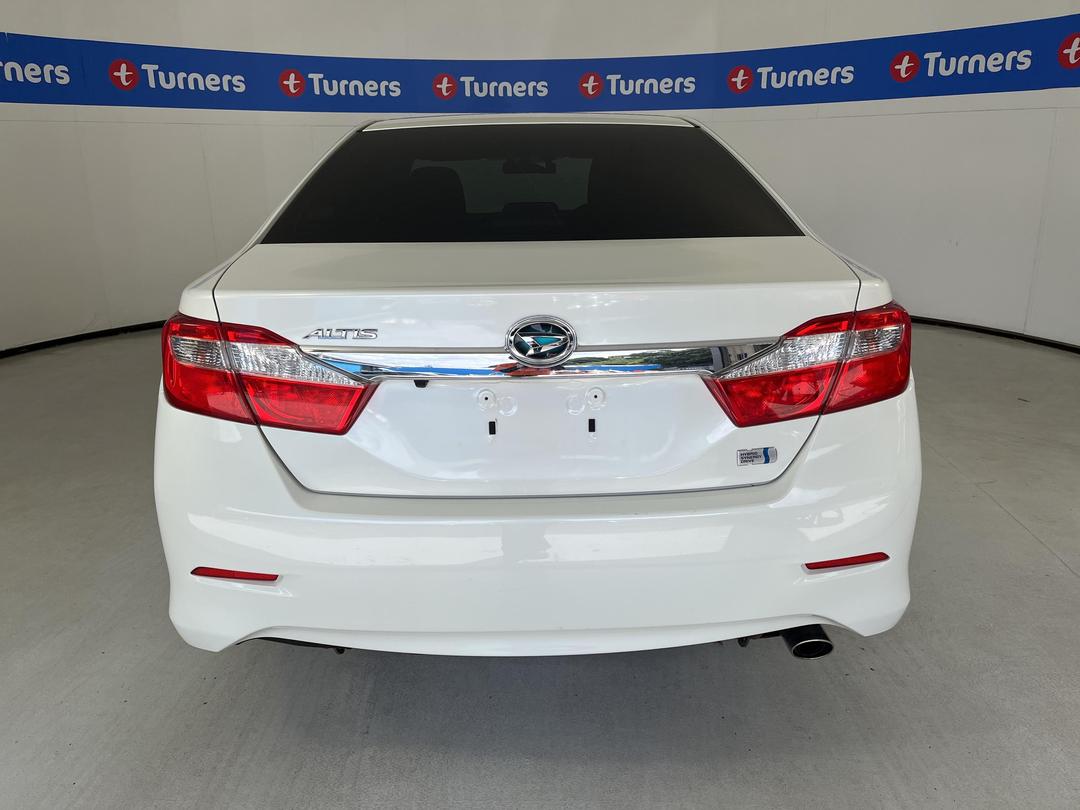 Photo '6' of Daihatsu Altis