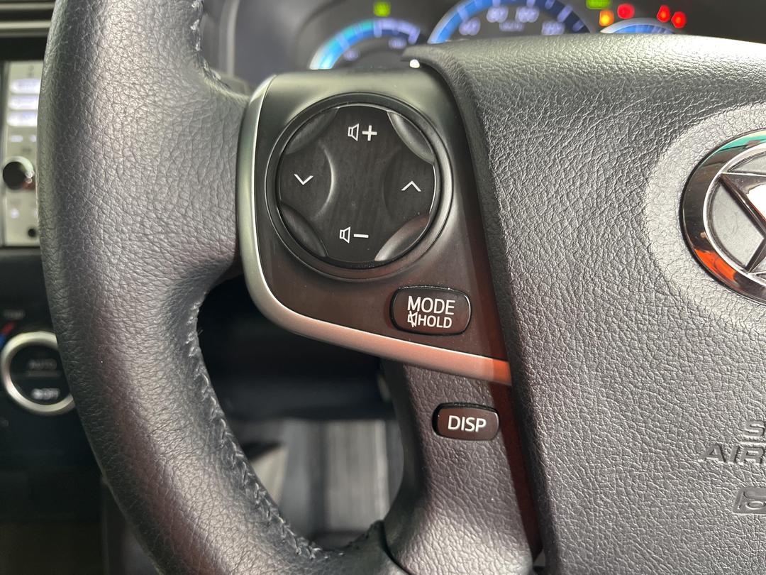 Photo '24' of Daihatsu Altis