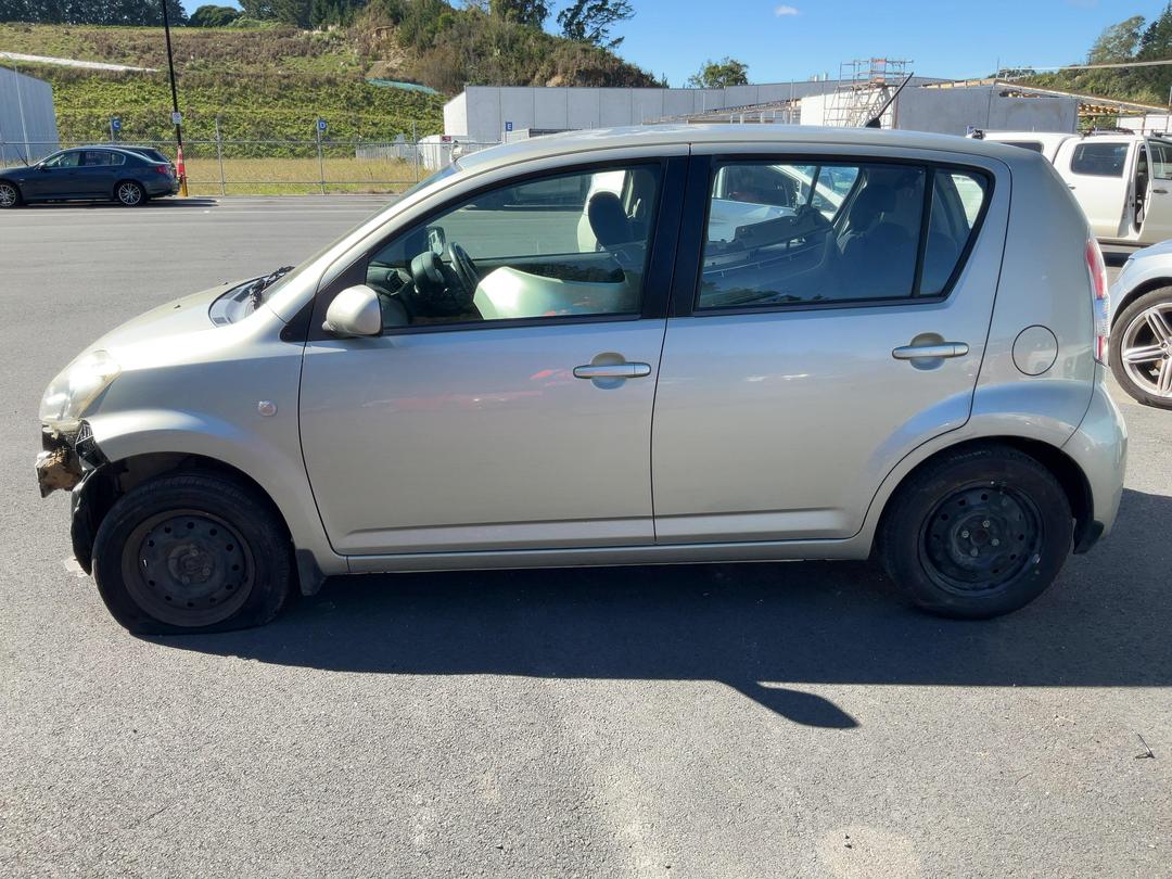 Photo '4' of Daihatsu Sirion