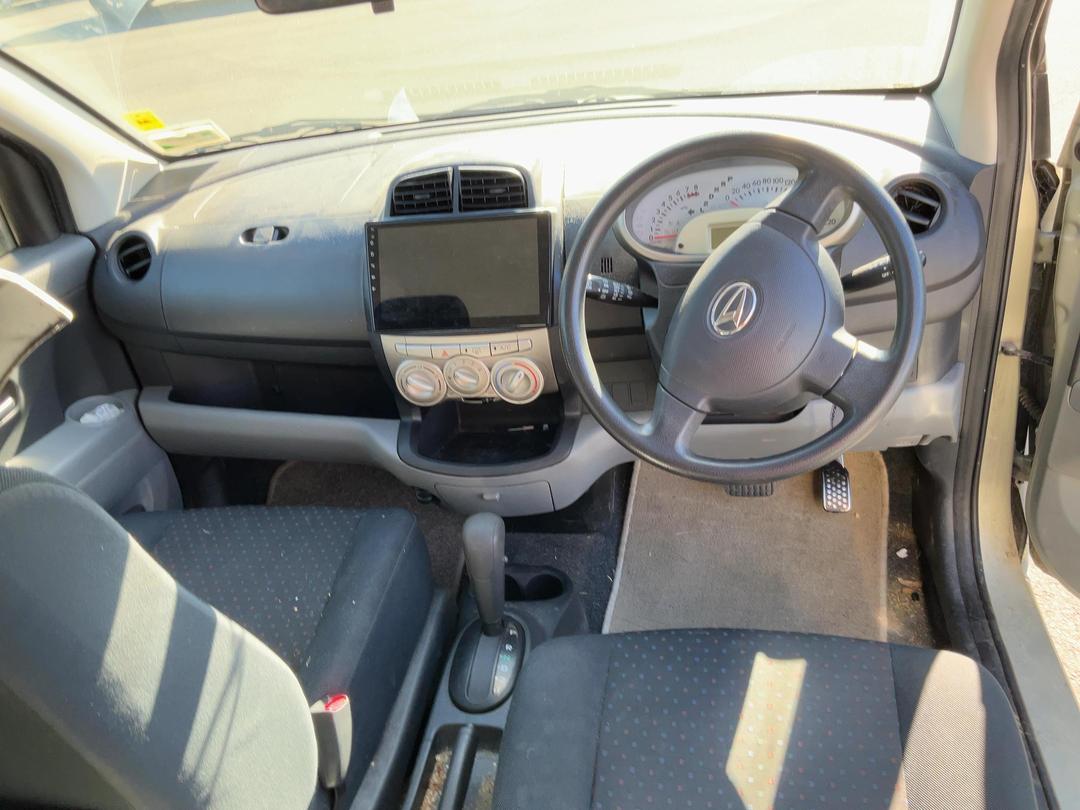 Photo '17' of Daihatsu Sirion