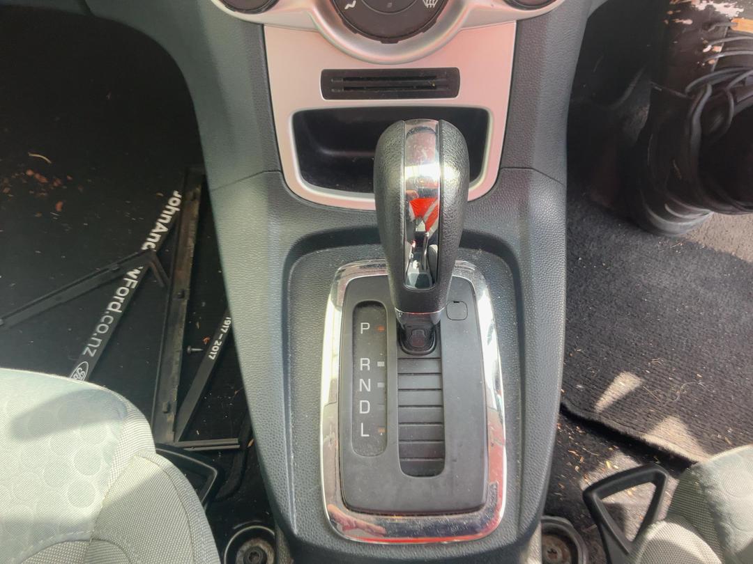 Photo '14' of Ford Fiesta Zetec Photo '14' of Ford Fiesta Zetec
