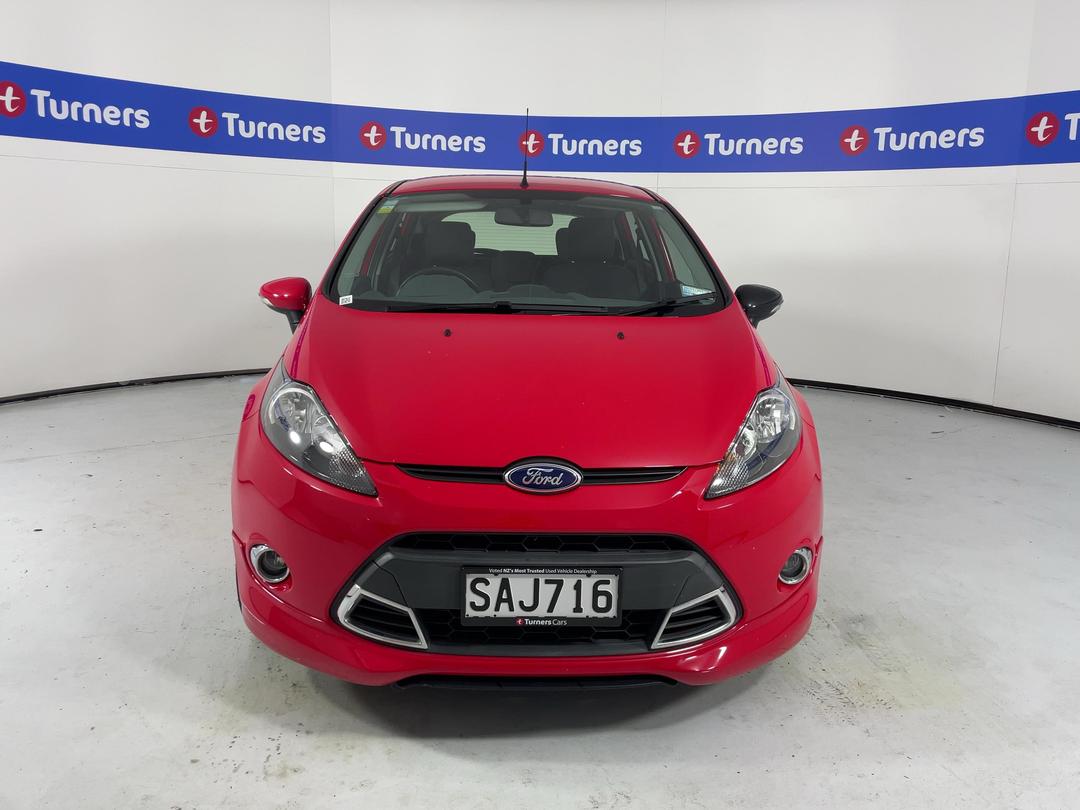 Photo '2' of Ford Fiesta