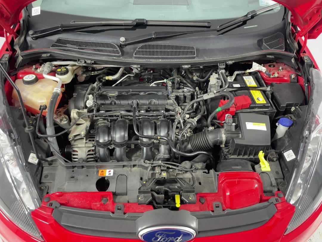 Photo '13' of Ford Fiesta