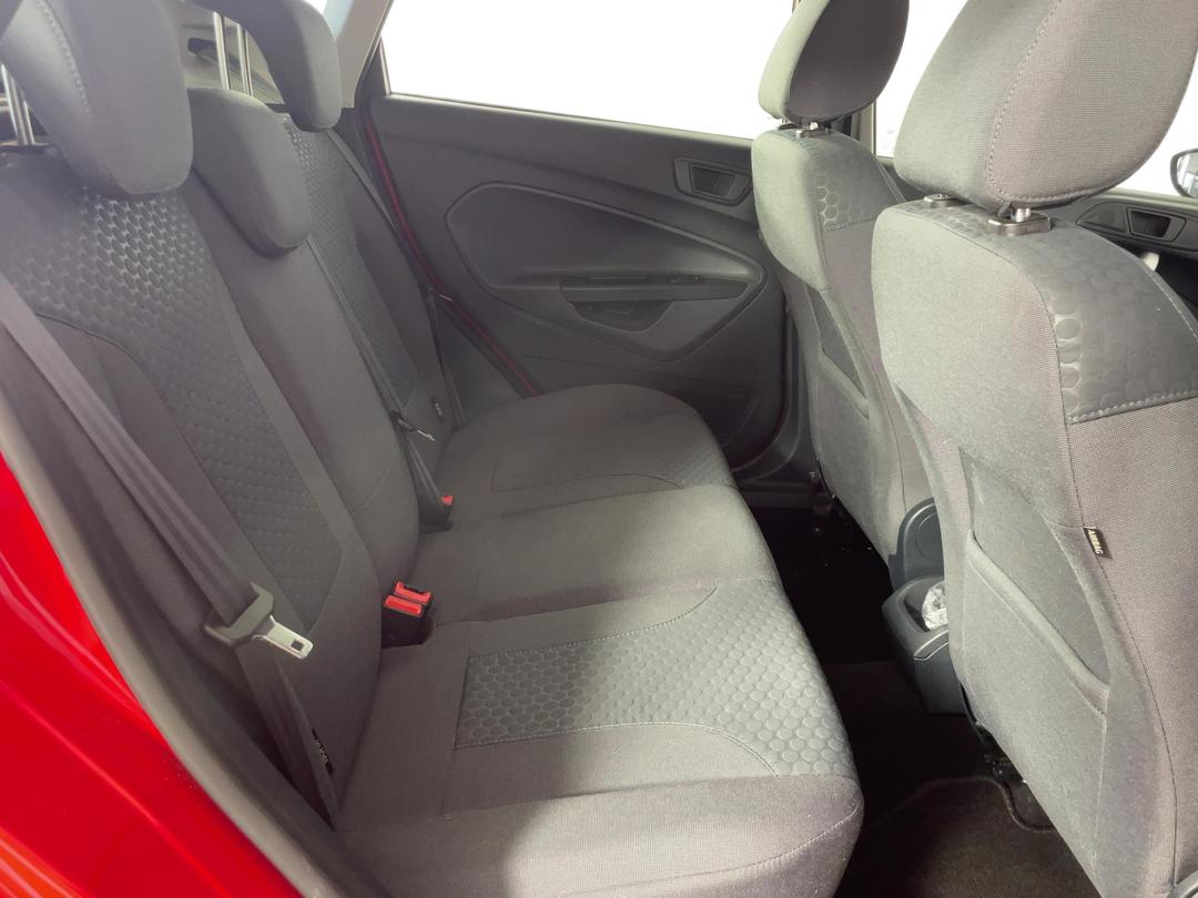Photo '20' of Ford Fiesta