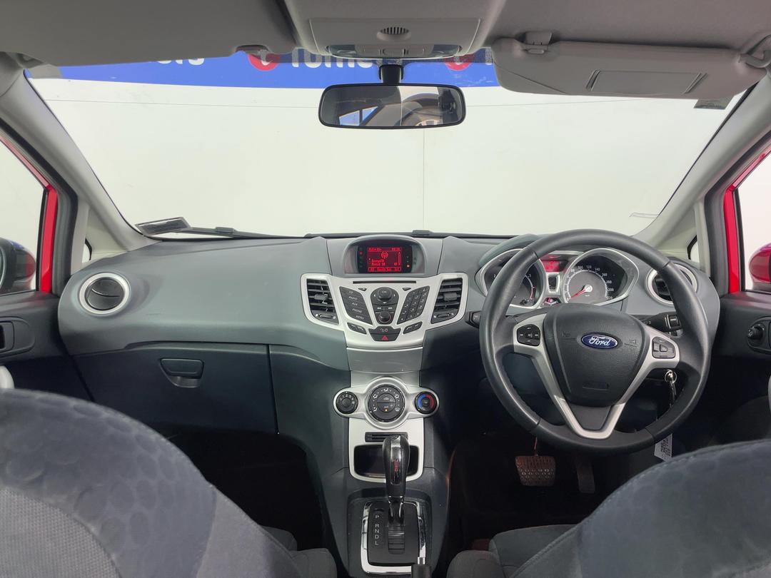 Photo '17' of Ford Fiesta