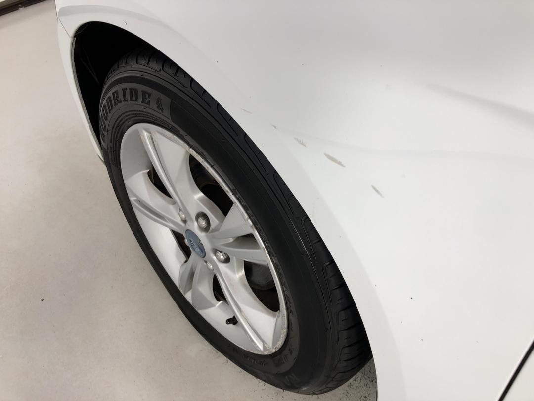 Photo '22' of Ford Focus