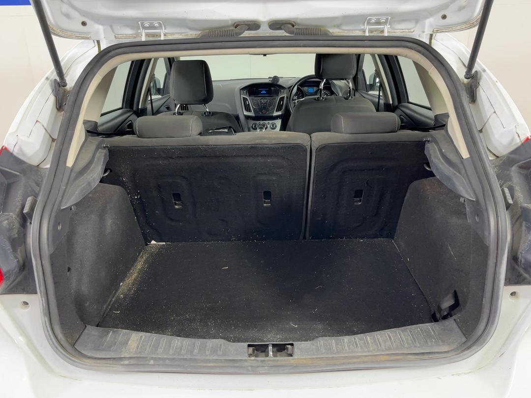 Photo '14' of Ford Focus