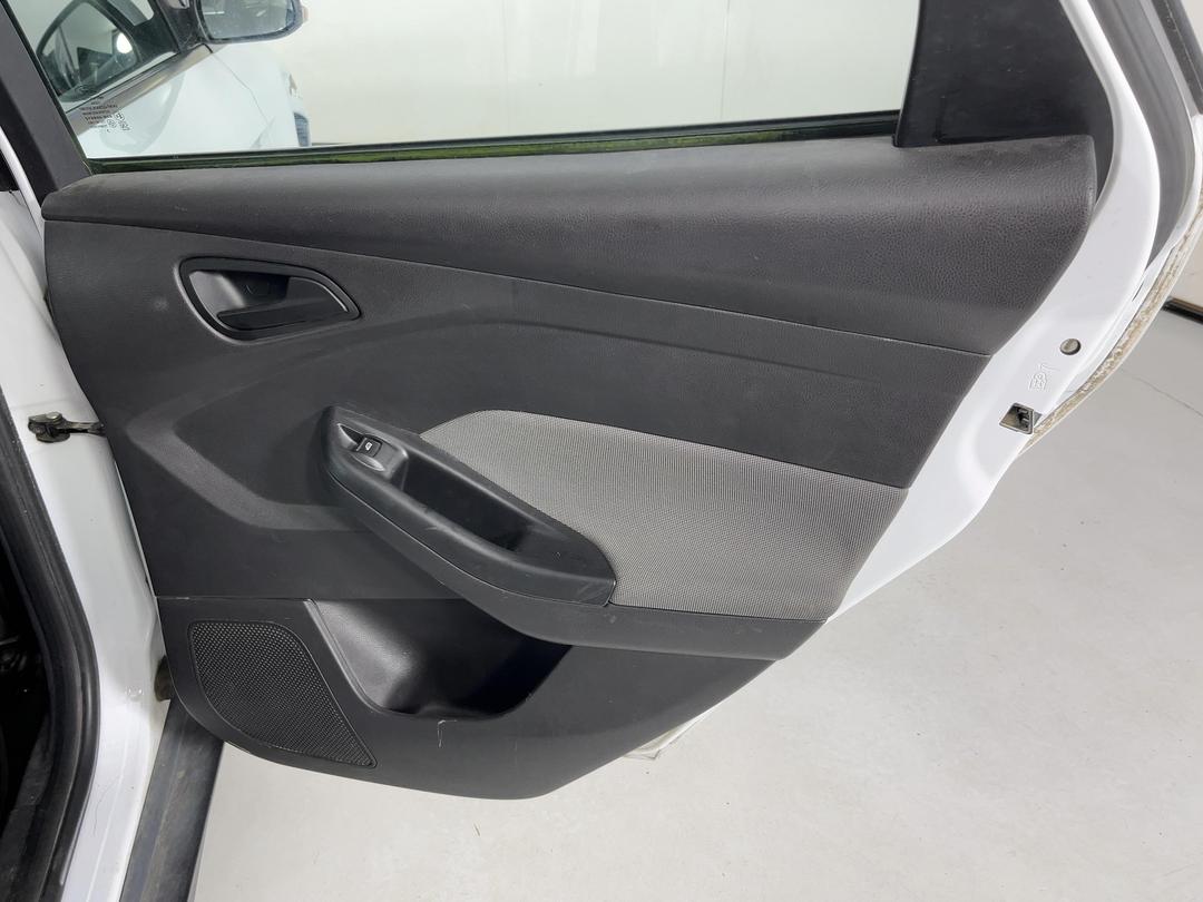 Photo '19' of Ford Focus