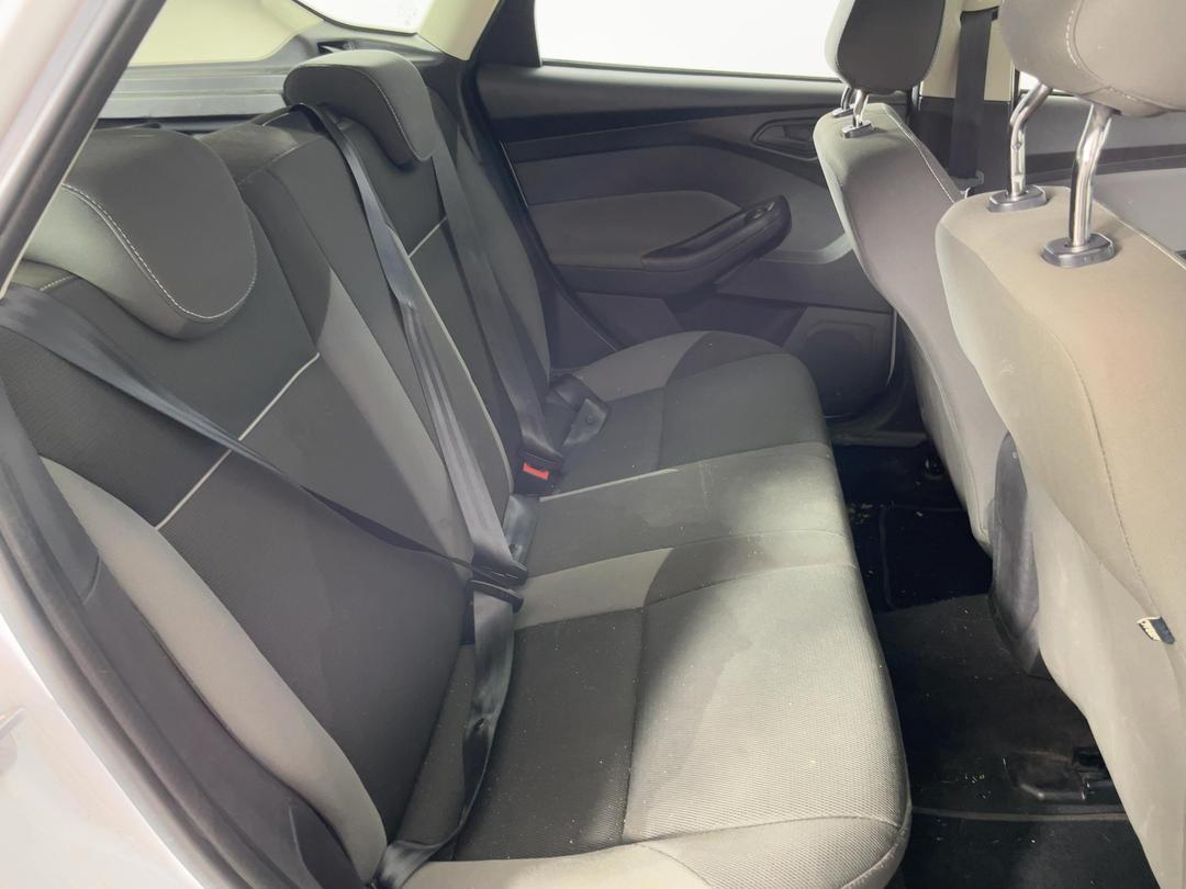 Photo '20' of Ford Focus