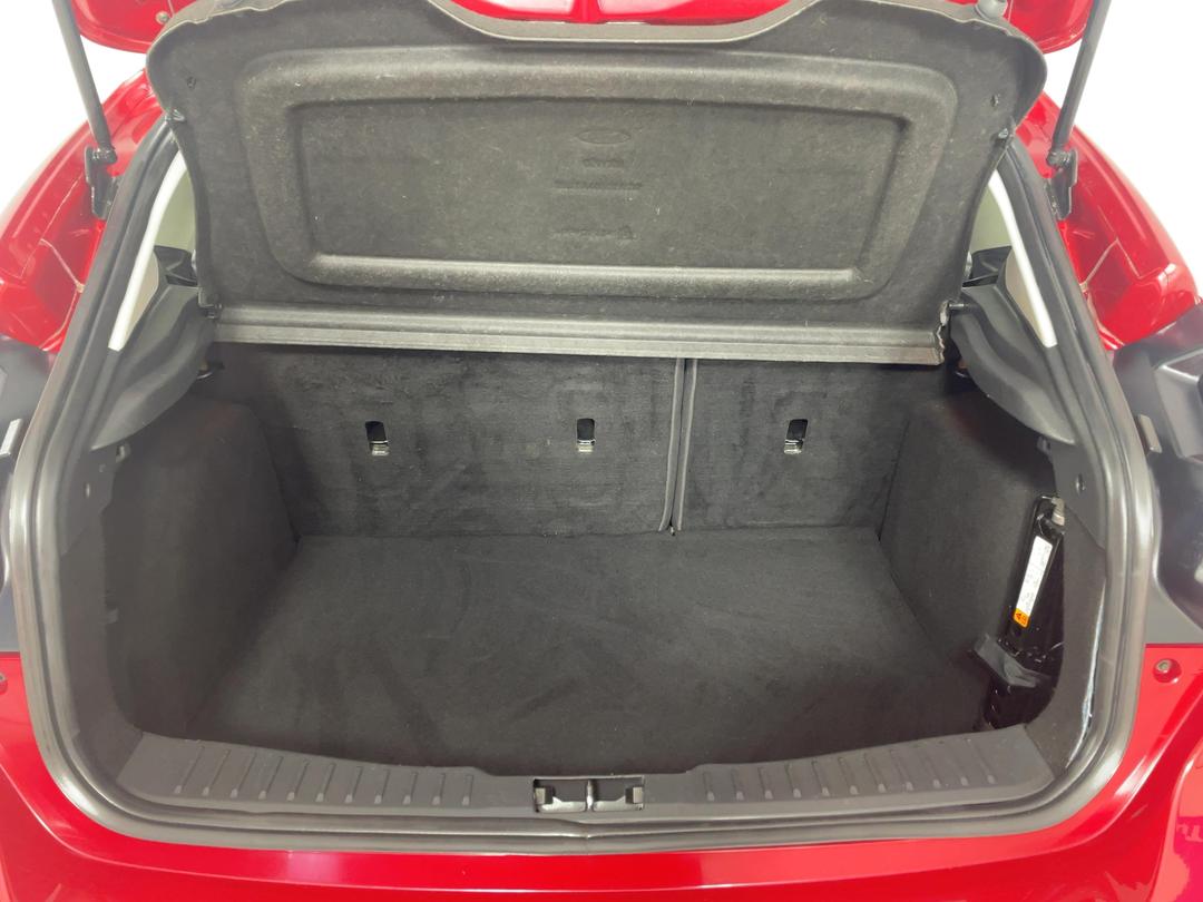 Photo '14' of Ford Focus
