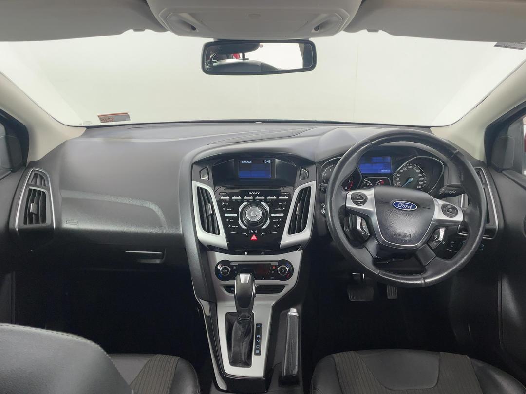 Photo '17' of Ford Focus