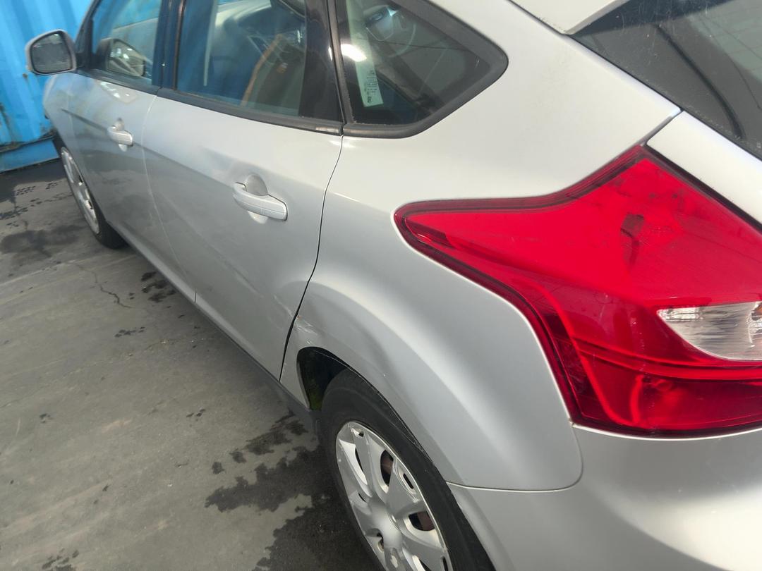 Photo '8' of Ford Focus Ambiente Photo '8' of Ford Focus Ambiente