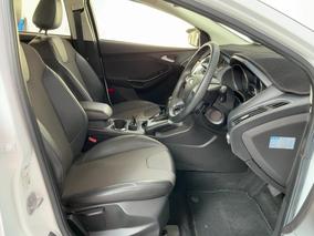 Photo '16' of Ford Focus
