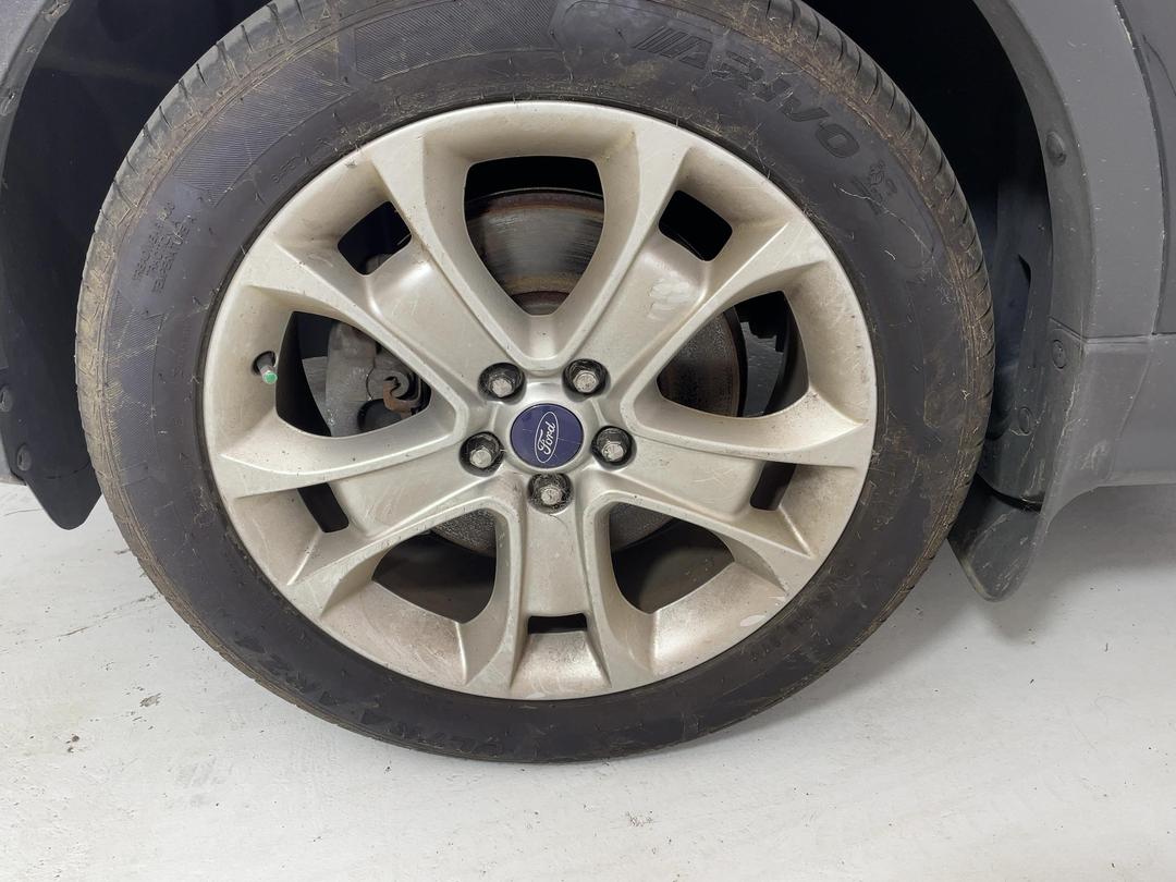 Photo '10' of Ford Kuga
