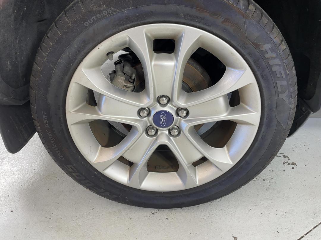 Photo '12' of Ford Kuga
